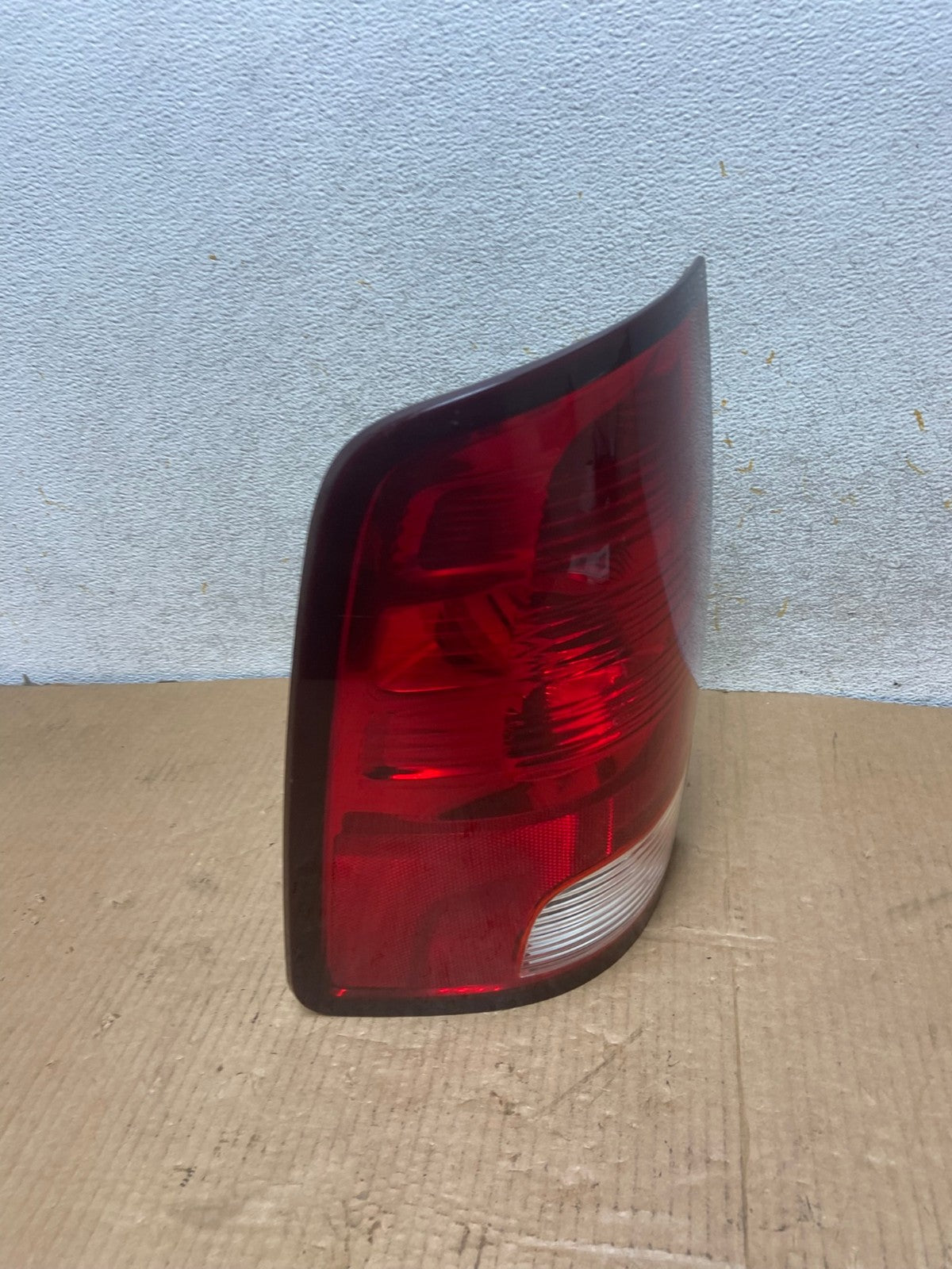 2010 to 2018 Dodge Ram 1500 Left Driver LH Side Tail Light AI7048 LK2