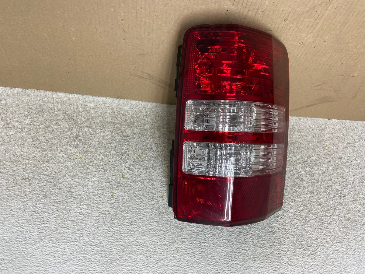 2008 to 2012 Jeep Liberty Right Passenger Rh Side Tail Light AH6753 LK2