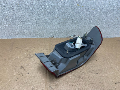 1997 1998 1999 Toyota Camry Tail Light Right Passenger Rh Side Oem AA27333