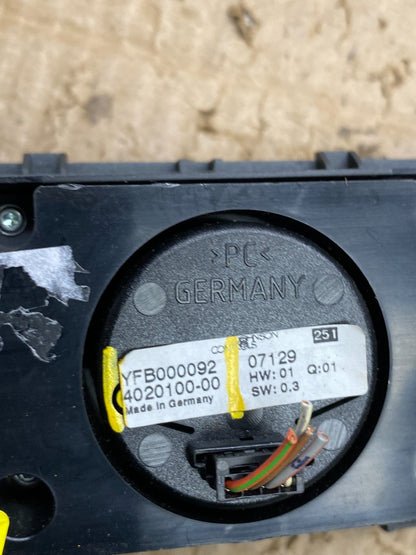 2007-2009 Range Rover L322 Center Dash Park Trunk Switch Control Clock v1533 DG6