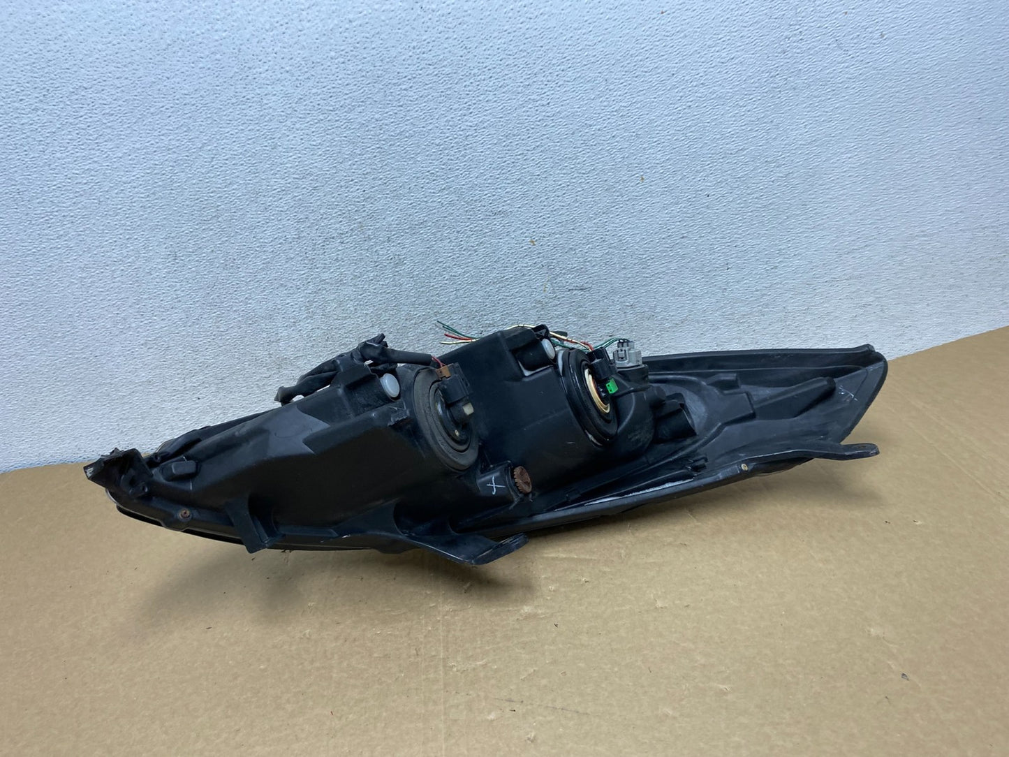 2004 2005 2006 Toyota Solara Halogen Headlight Left Driver Lh Side AF7289 DW8