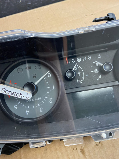 2008 Ford Crown Victoria Speedometer Cluster Gauge ad2158 DG3