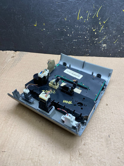2004 to 2007 Nissan Armada Bose Radio CD Player A/C Climate Control OEM Z0032 DG5