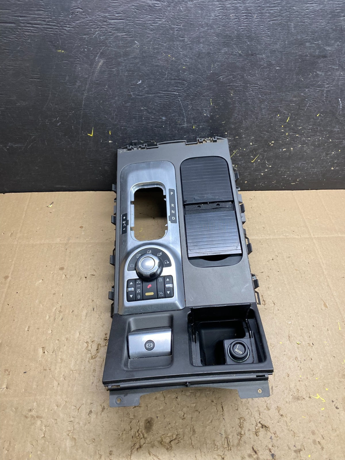 2010-2012 Land Rover Range Rover HSE Center Console Shifter Bezel Trim U5346 DG1