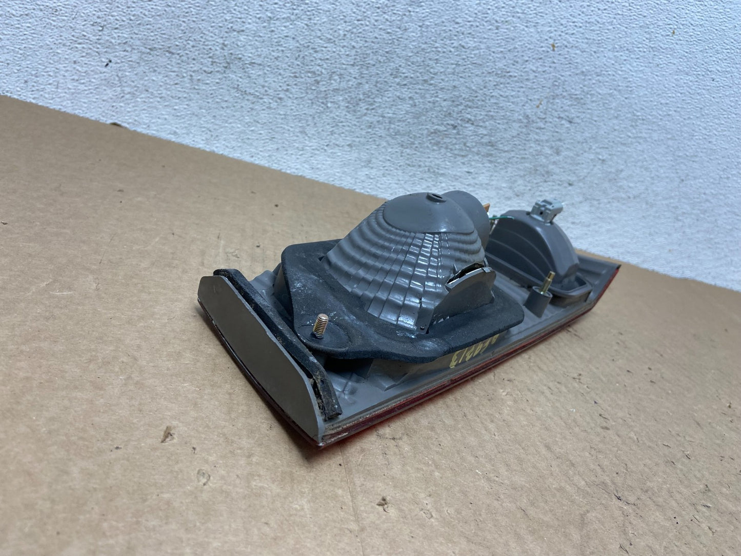 2000-2001 Toyota Camry Tail Light Left Driver LH Side Inner AF9713 DW4