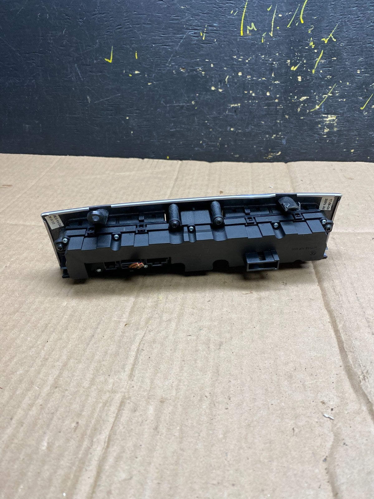 2005 2006 2007 Mercedes W203 C230 Door Lock ESP Hazard Control AA4586 DG4