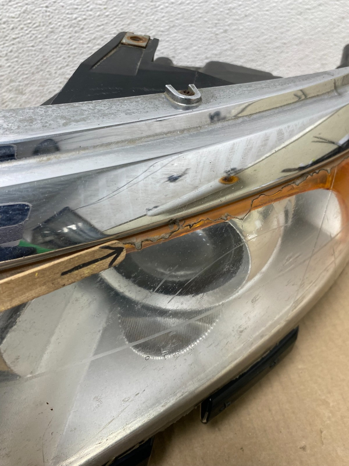 2011 to 2014 Ford Edge Front Left+Right Headlights Halogen AE9687 DW7