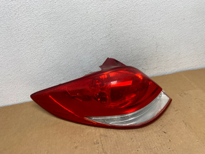 2012 to 2017 Hyundai Veloster Left Driver LH Tail light AC8544 DW2
