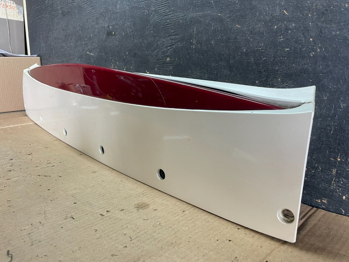 2002-2013 Cadillac EscaladeRear Upper Spoiler 3rd Third Brake Light ab3137 DG1