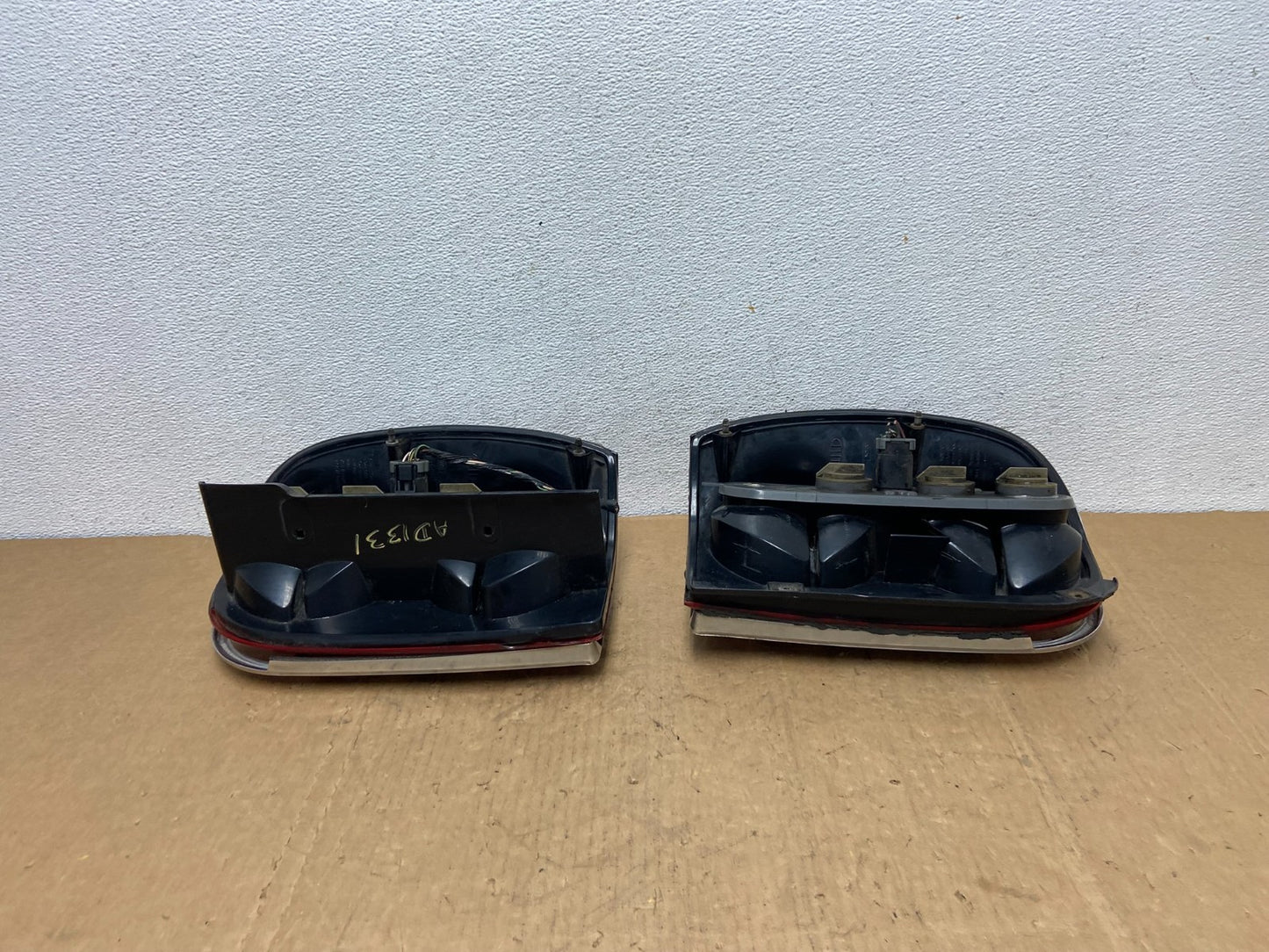 2002 2003 2004 Jeep Liberty Left+Right Side Tail Lights AD1331 DW6