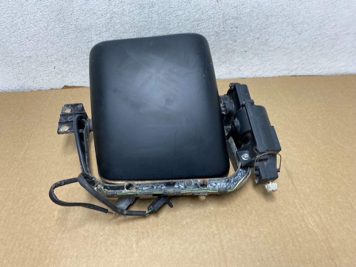 1984 to 1989 Chevrolet Corvette Left Driver LH Side Headlight AG1458 DW4