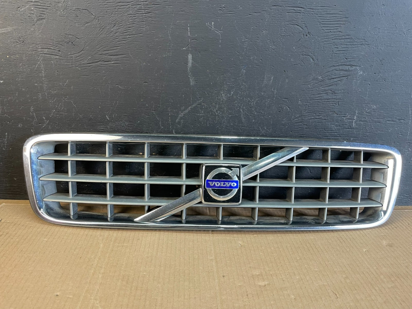 2003 to 2013 Volvo XC90 Front Upper Grill Grille Oem AC2056 DG0