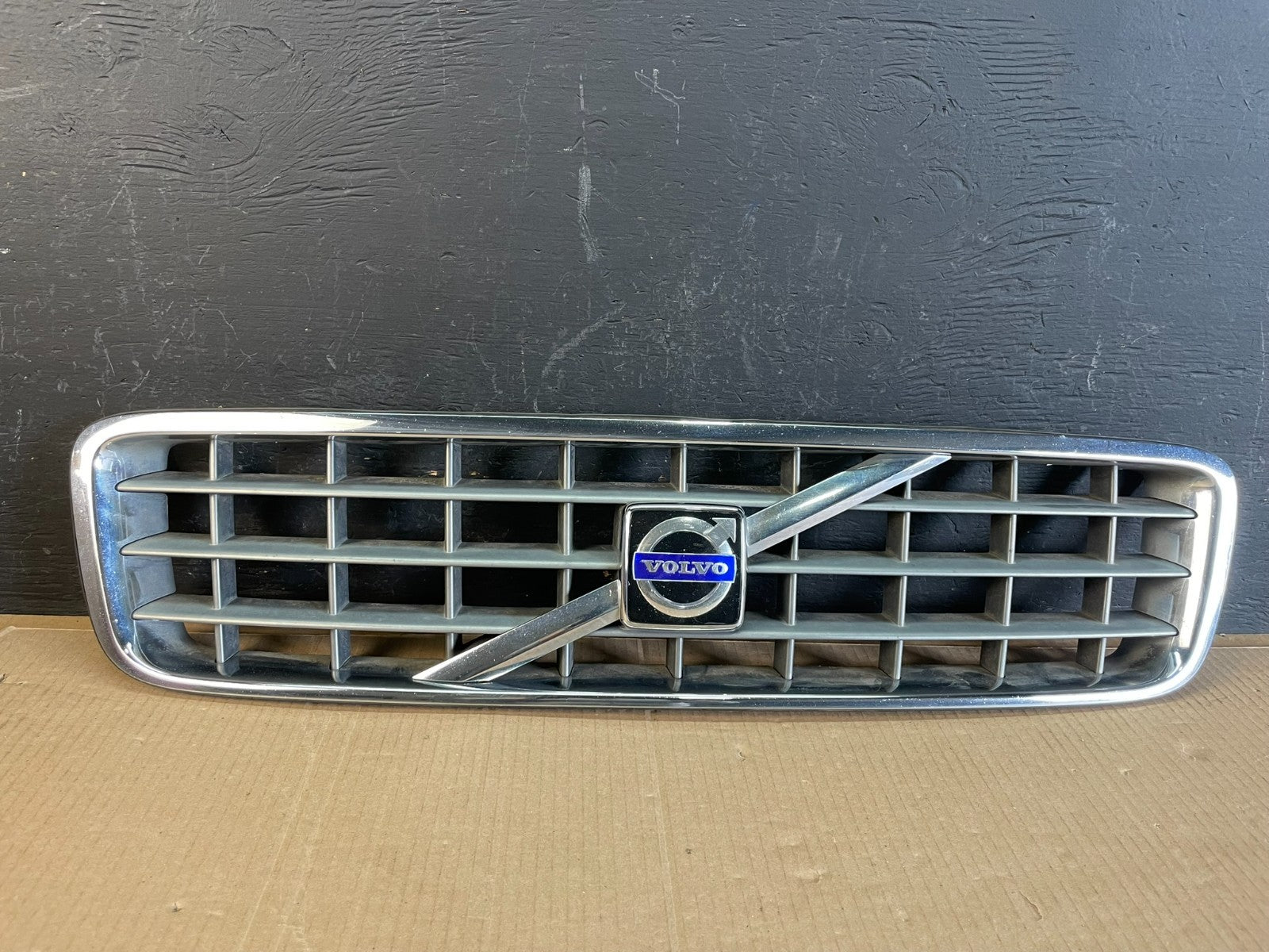 2003 to 2013 Volvo XC90 Front Upper Grill Grille Oem AC2056 DG0