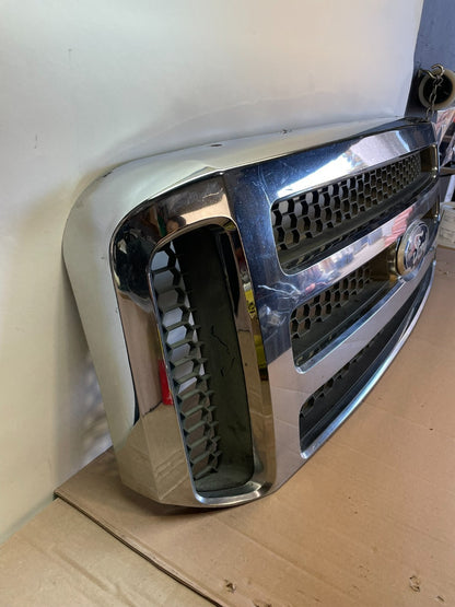 2005 to 2007 Ford Super Duty F250 Front Upper Grill Grille Aftermarket AJ0692 DG2