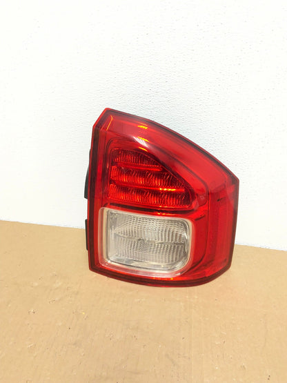 2011 2012 2013 Jeep Compass Right Passenger Rh Side Tail Light AB6499 LK0