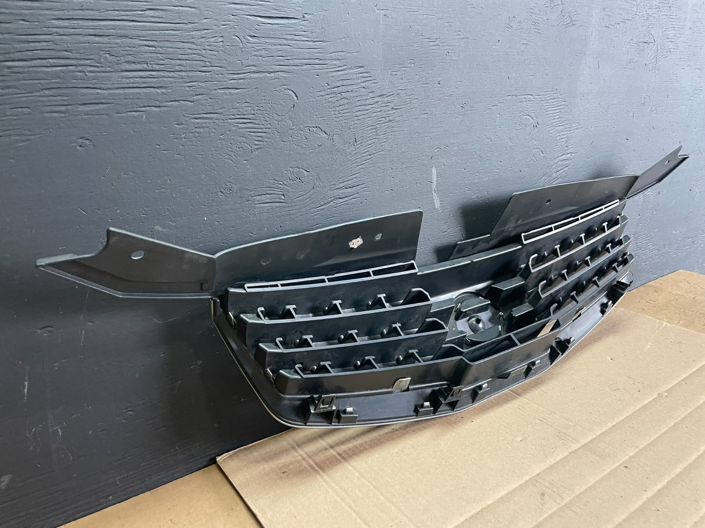 2007 to 2008 Nissan Maxima Front Upper Grill Grille Chrome OEM AB7583 DG5