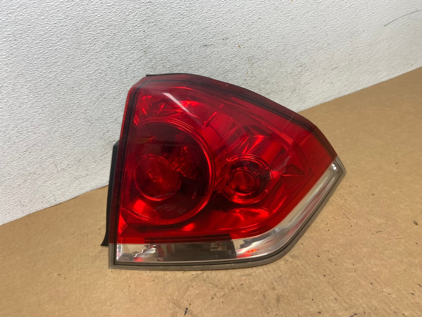 2006 - 2012 Chevrolet Impala Tail Light Right Passenger RH Side AD5172 LK0