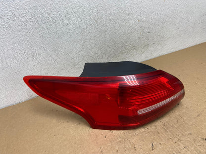 2015 - 2018 Ford Focus Sedan Left Driver LH Tail Light AF8022 LK2