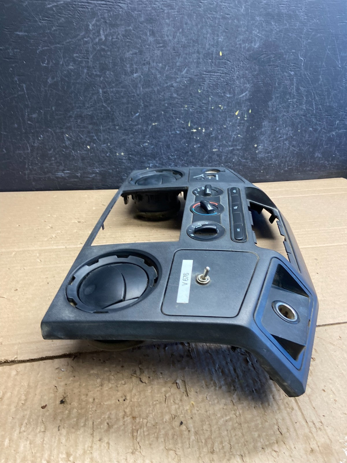 2008-2010 Ford F250 F350 Radio Climate Control Radio Dash Bezel Panel AG0209 DG4