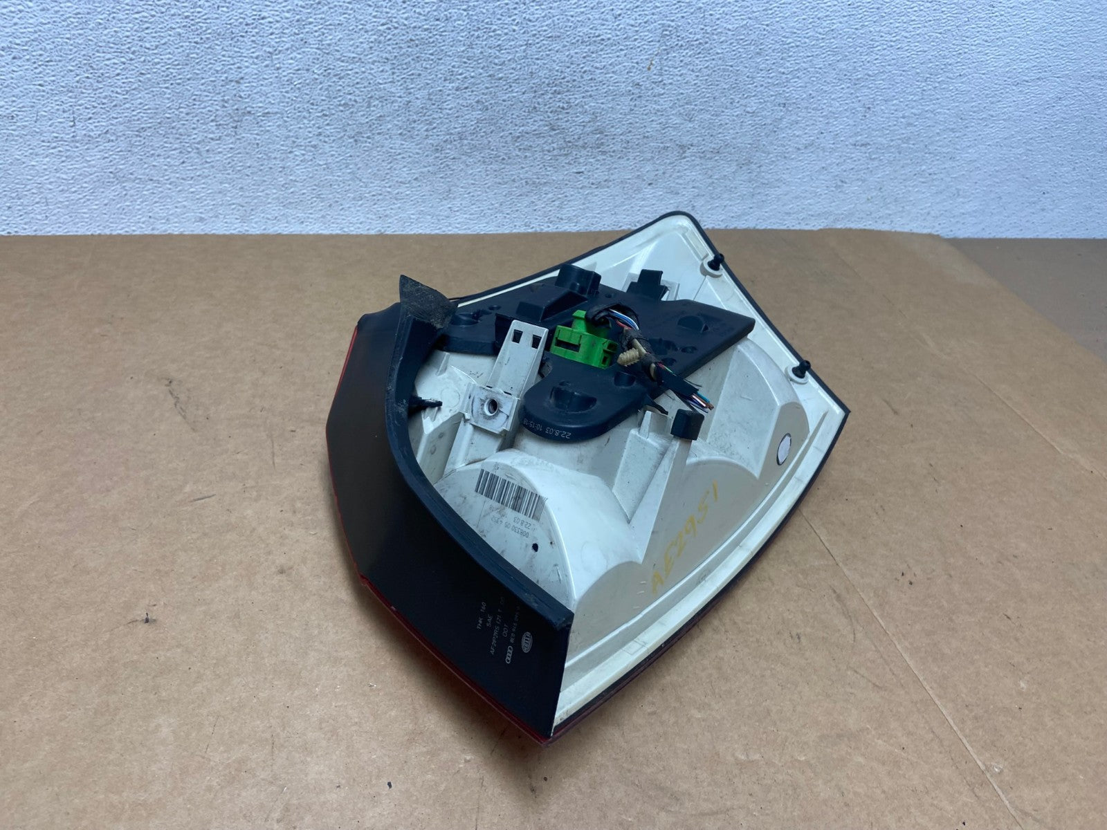 2002-2005 Audi A4 Sedan Left Driver LH Side Tail Light AE2951 LK4