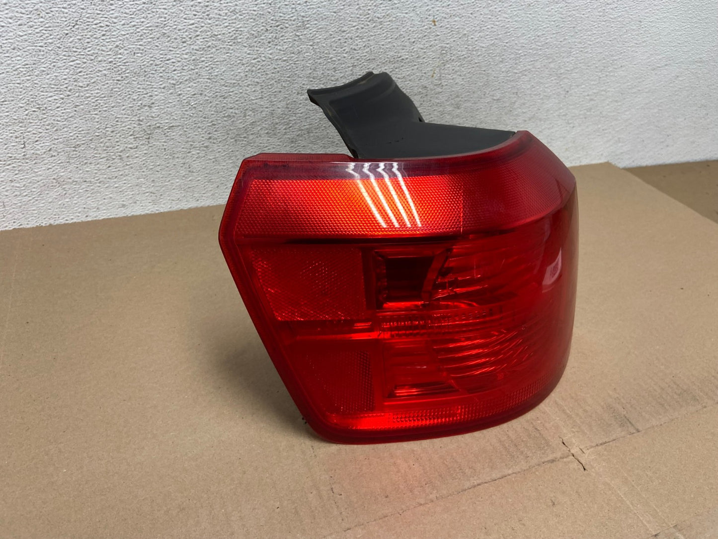 2010 to 2017 GMC Terrain Halogen Tail Light Left Driver Lh Side AE6623 LK2