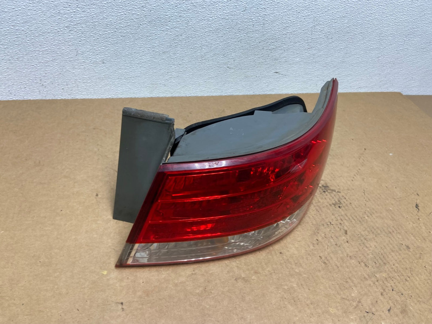 2006 2007 2008 Hyundai Sonata Right Passenger Rh Side Tail Light Oem AC3013 LK2