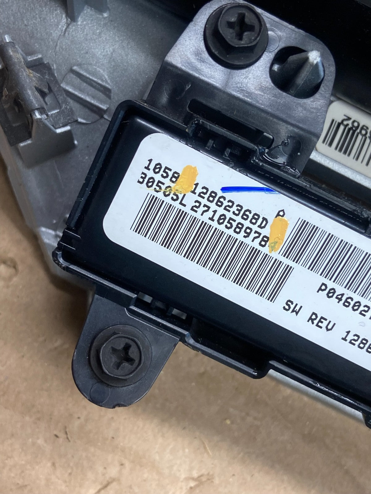 2007 to 2009 Dodge Caliber Dash Radio Center Bezel Climate Dash AG5159 DG7