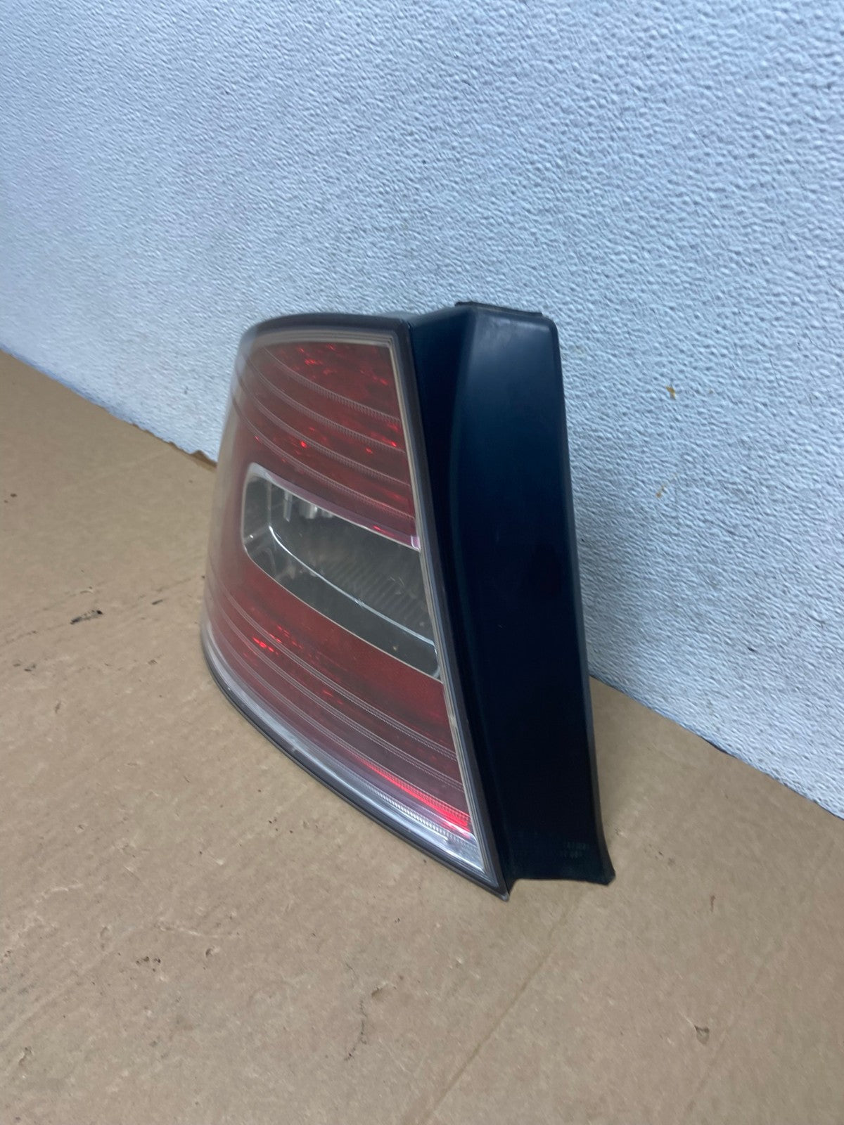 2005 to 2007 Subaru Legacy Outback Left Driver LH Tail Light AG2010 LKq1