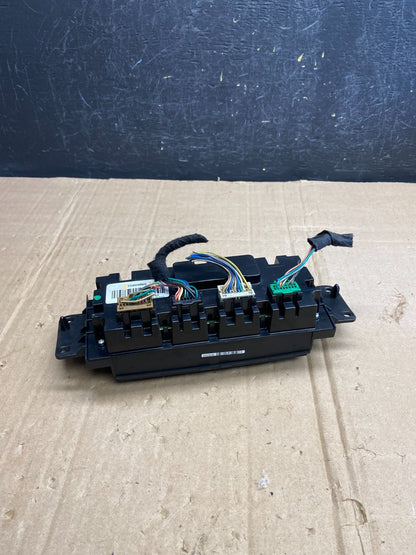 2007 to 2011 Cadillac Escalade AC Heater Climate Control Panel AD7202 DG5