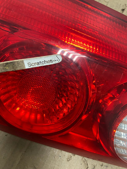 2006 - 2010 Toyota Sienna Left Driver Lh Side Inner Tail Light AF7068 LK3