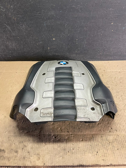 2006 to 2010 BMW 550i 650i 750i Plastic Engine Cover Shield i7805 DG1