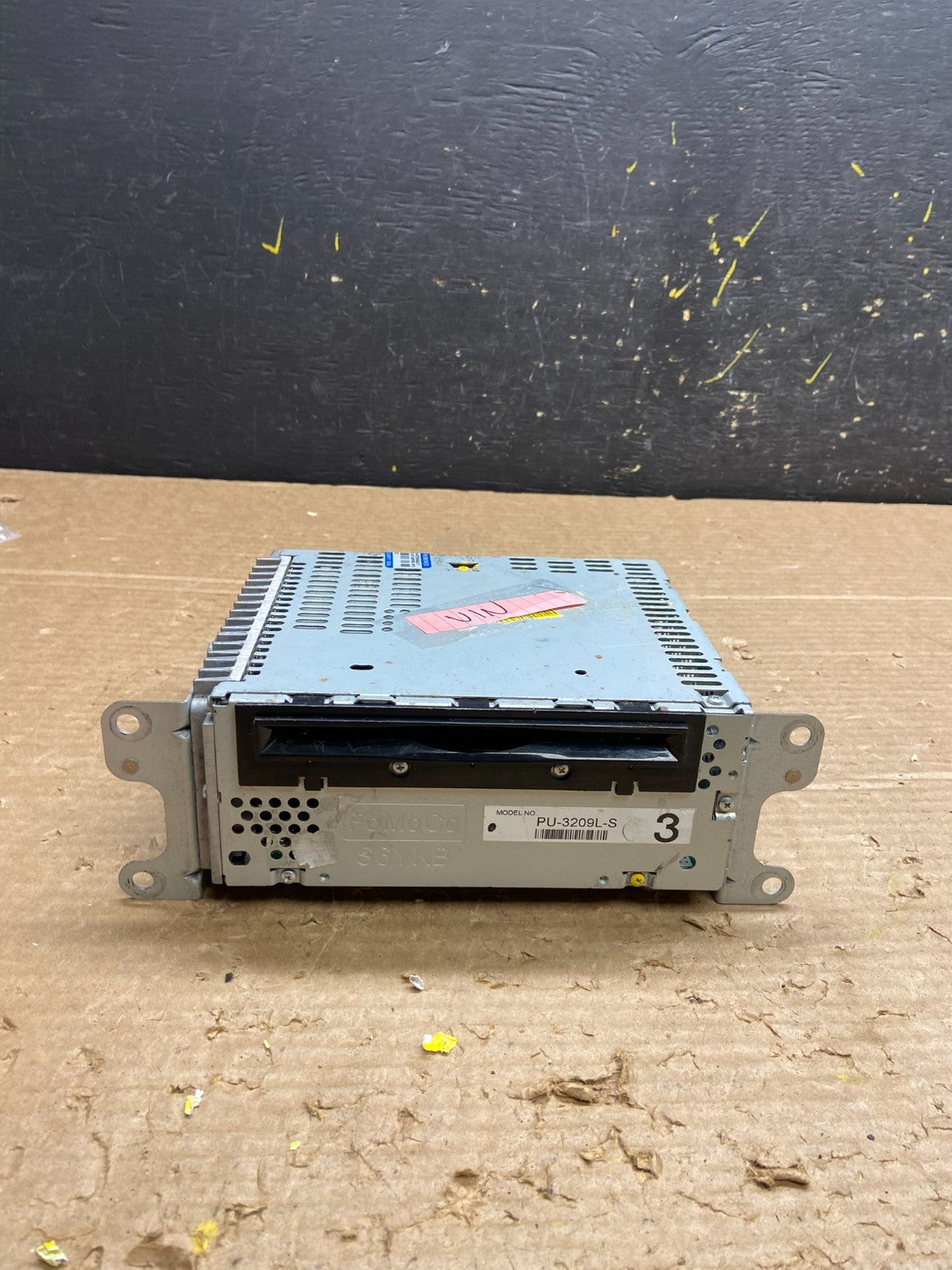 2011 to 2014 Lincoln Mkx Edge Audio Radio Receiver AM-FM MP3 CD Player w1873 DG0