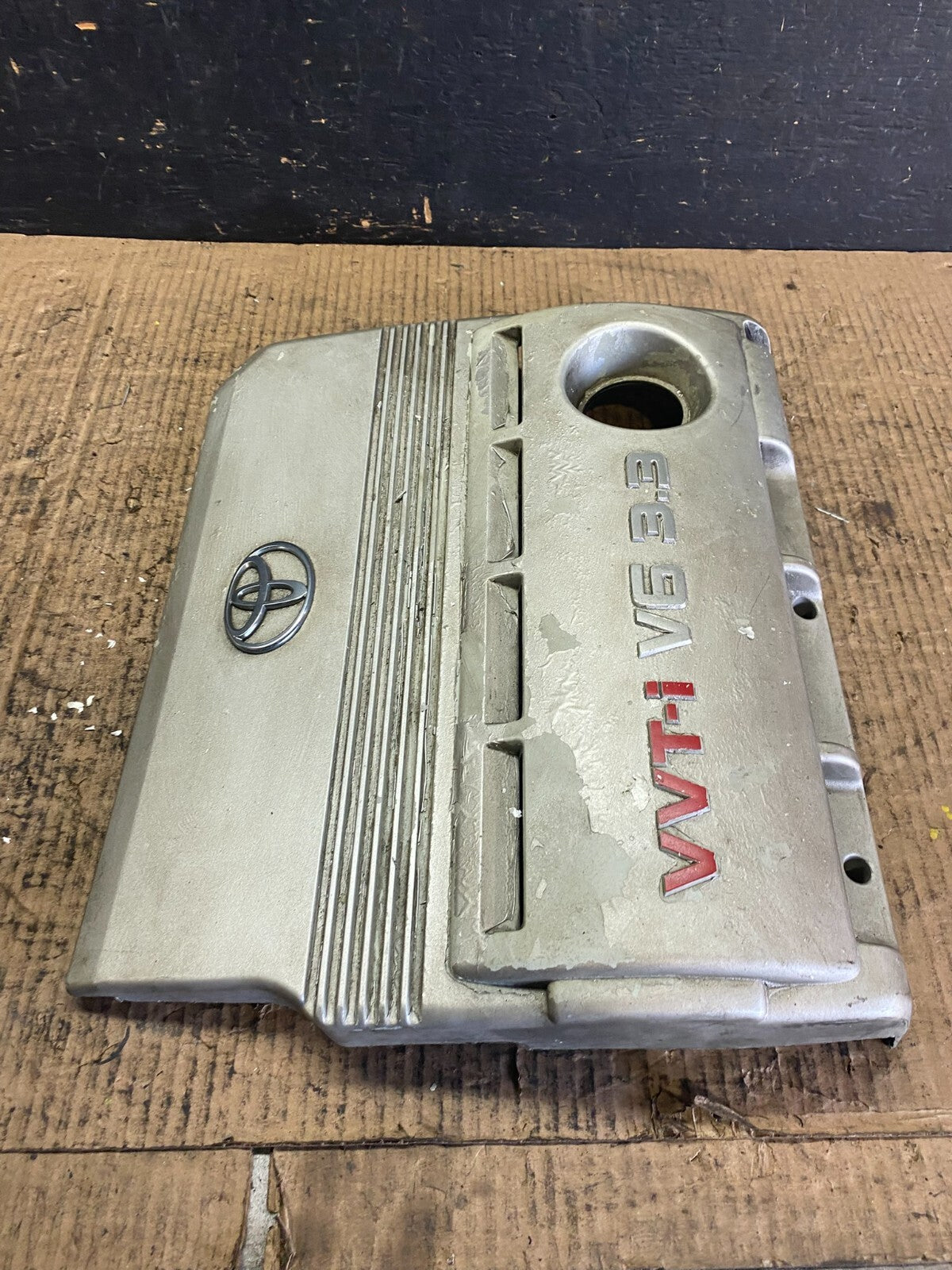 2004 to 2006 Toyota Sienna Highlander 3.3L  Top Engine Cover Lid N1970 PS3