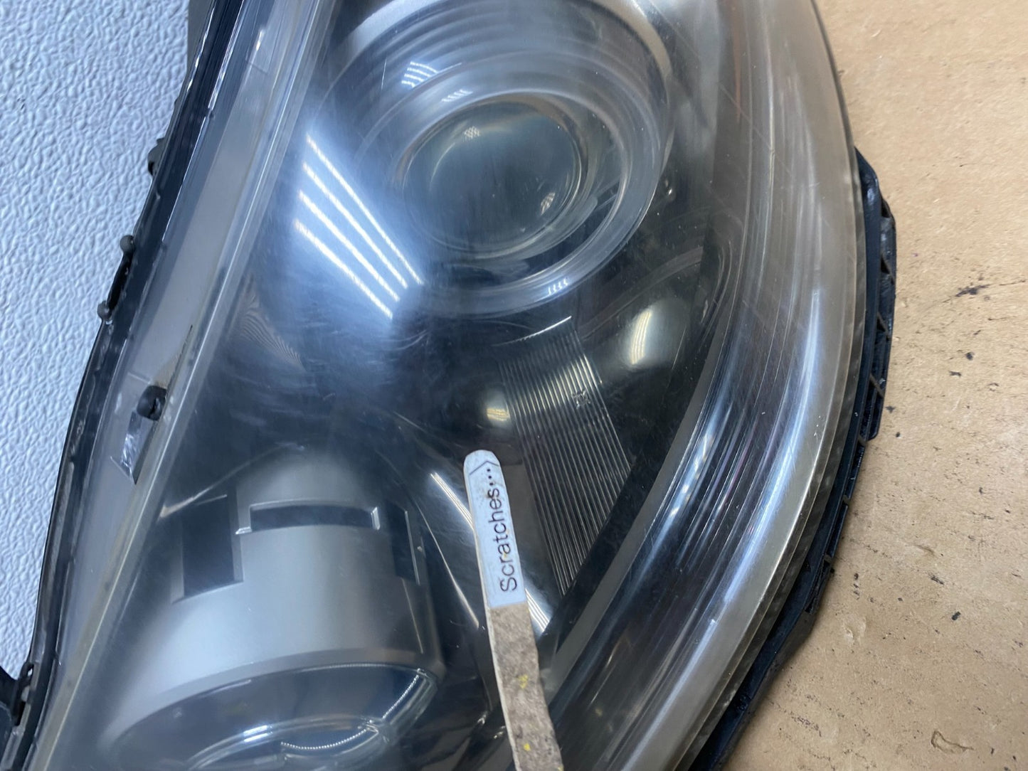 2005 to 2008 Acura RL Left Driver LH Side XENON HID Headlight AC8456 DW3