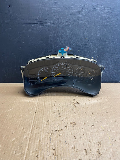 1999 to 2002 Chevrolet Silverado Sierra Cluster Gauge Speedometer ECM AD6916 DG0