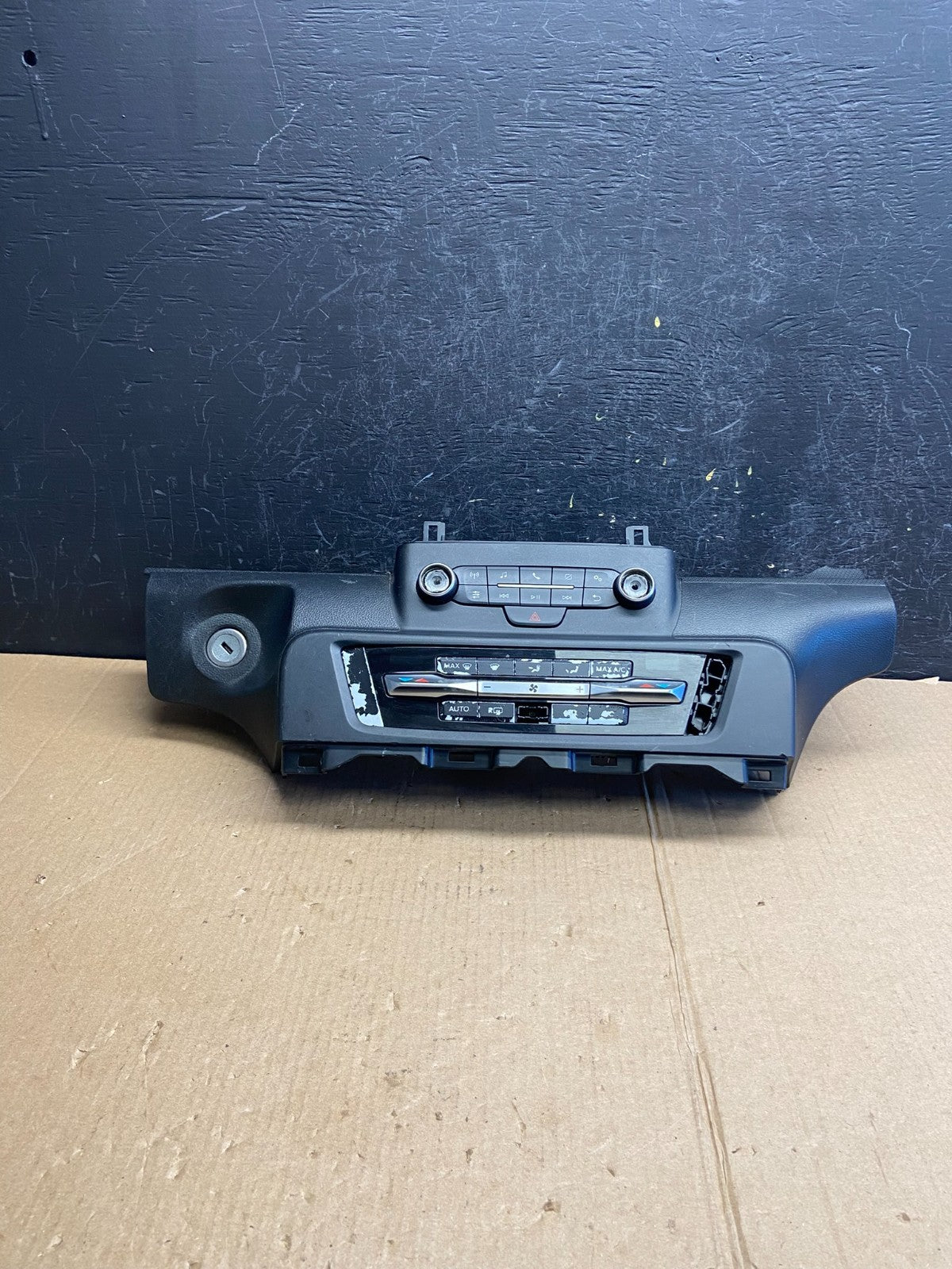 2020 to 2023 Ford Explorer A/C Heater Climate Control Panel ae4218 DG0