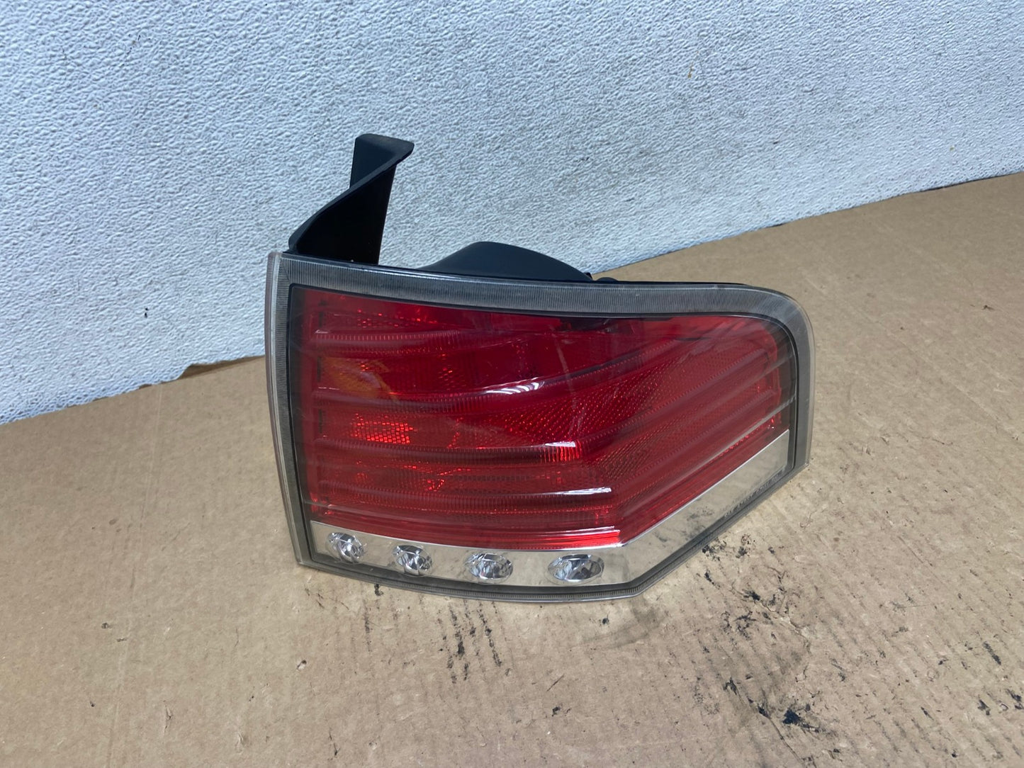 2007 2008 2009 2010 Lincoln Mkx Right Passenger Rh Side Tail Light AG2129 LK0