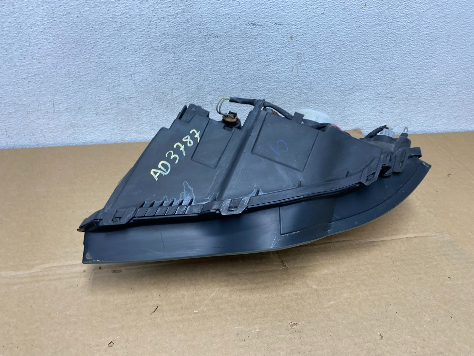 2006 to 2007 Subaru Legacy Right Passenger RH Side Black Headlight AD3787 DW8
