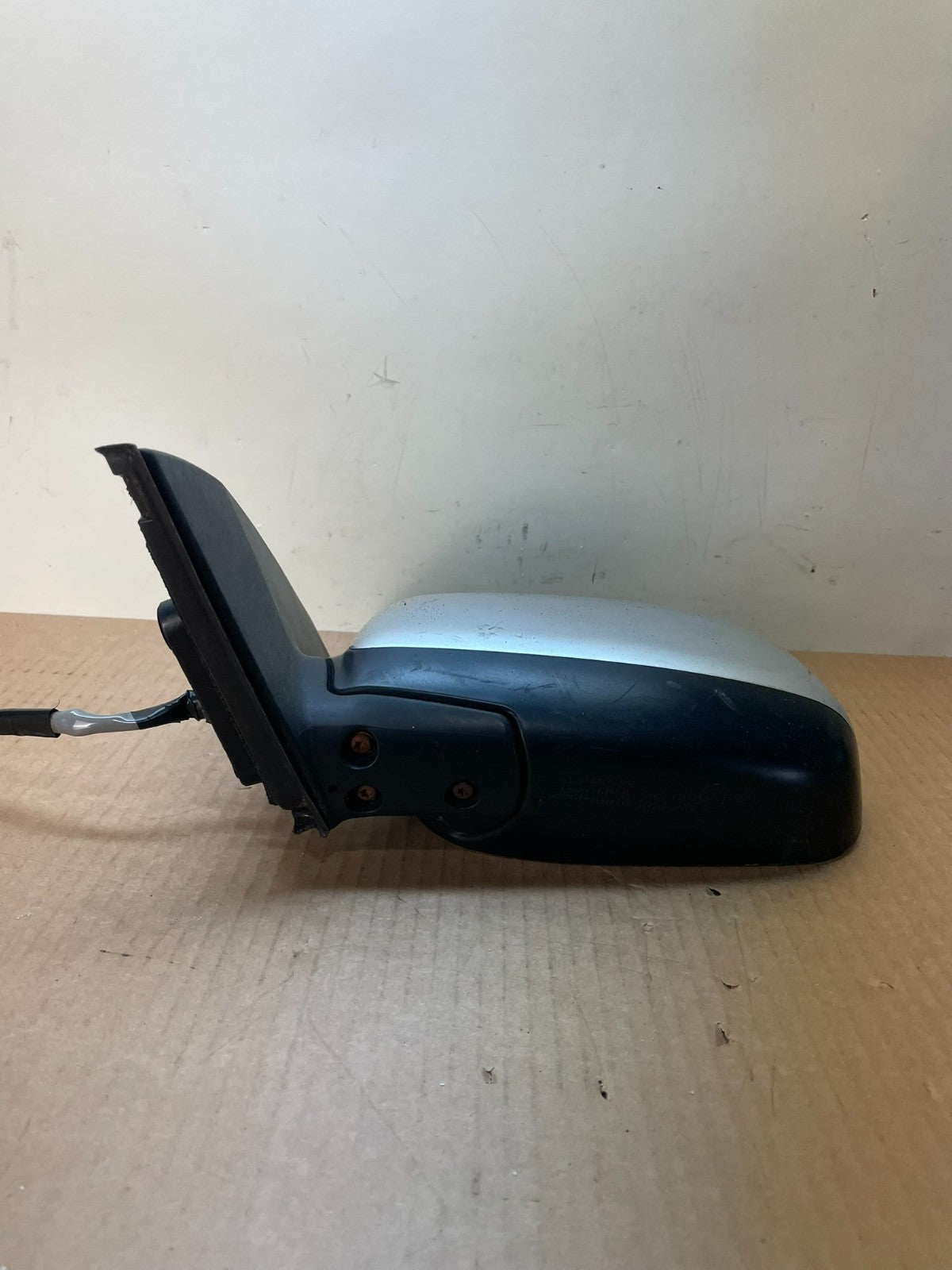 2004 to 2005 Toyota RAV4 Left Driver LH Side View Door Mirror aj1091 DG3