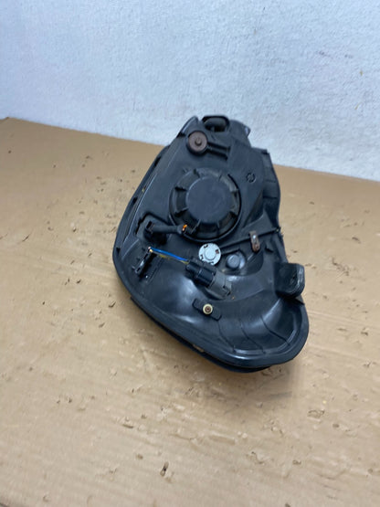 2006 to 2011 Hyundai Accent Sedan Right Passenger Halogen Headlight AD4378 DW6