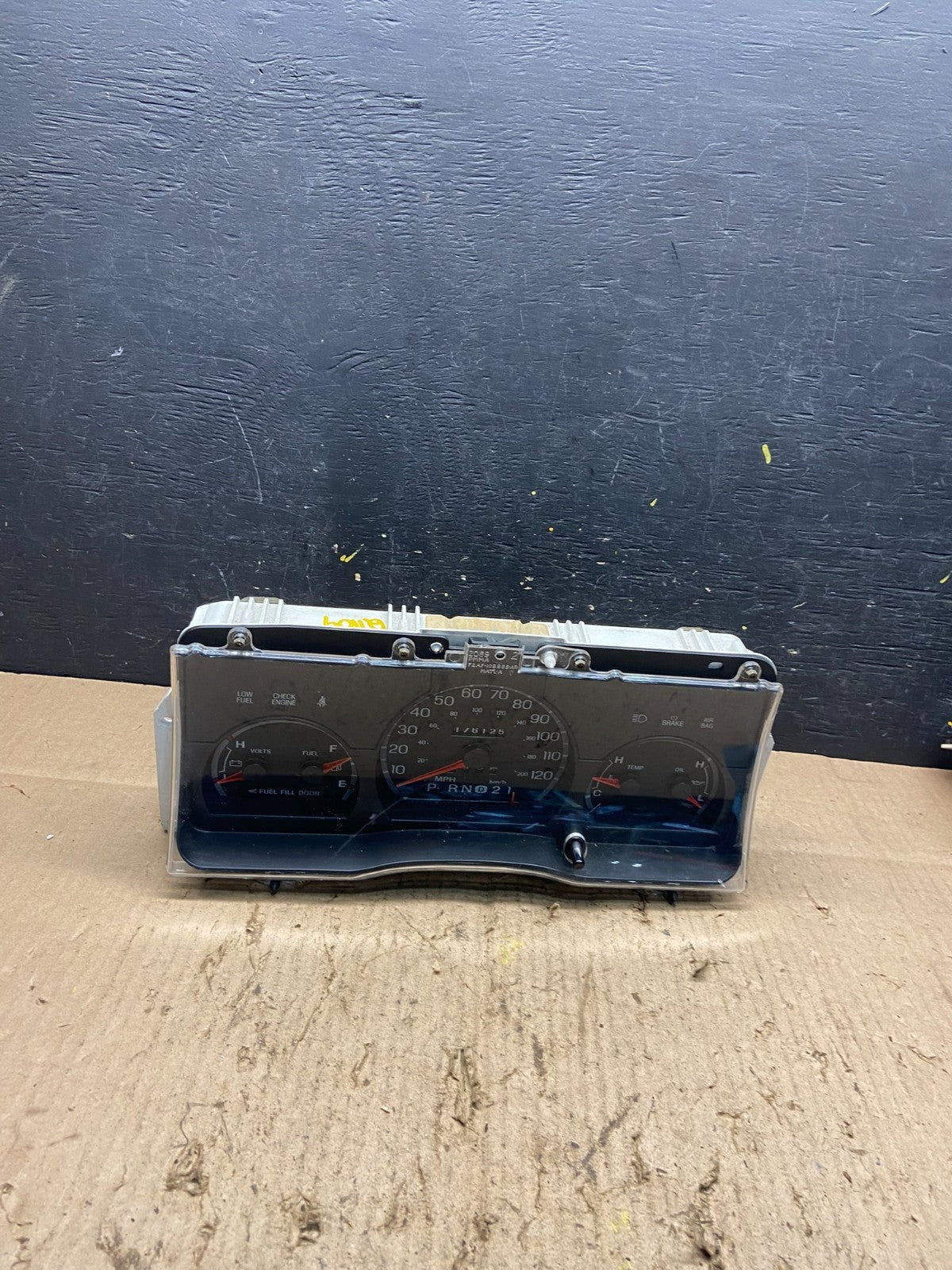 1998 to 2005 Mercury Marquis Speedometer Cluster Gauge q1109 DG0