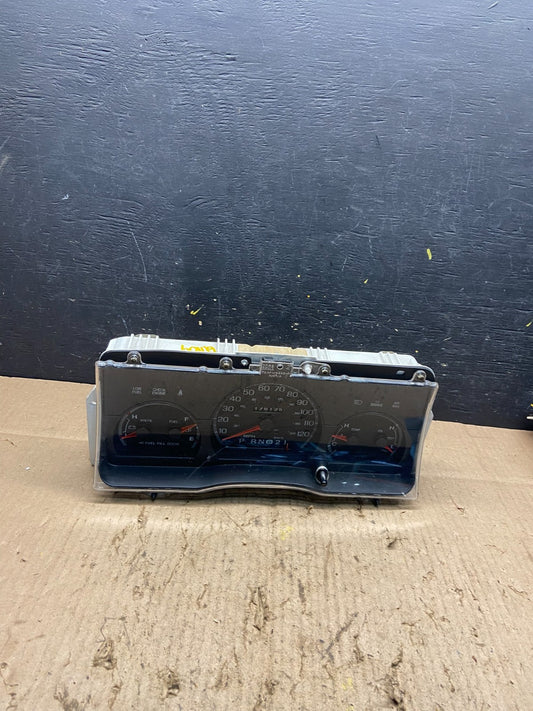 1998 to 2005 Mercury Marquis Speedometer Cluster Gauge q1109 DG0