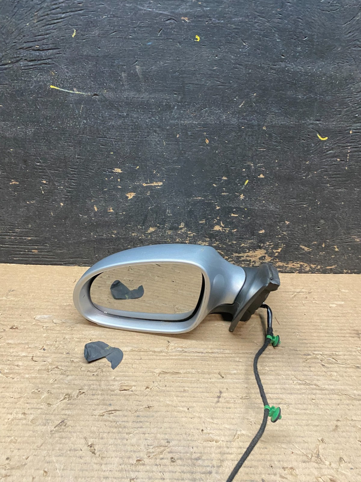 2006-2010 Volkswagen Passat Left Driver Turn Sgn View Door Mirror OEM V9267 DG7