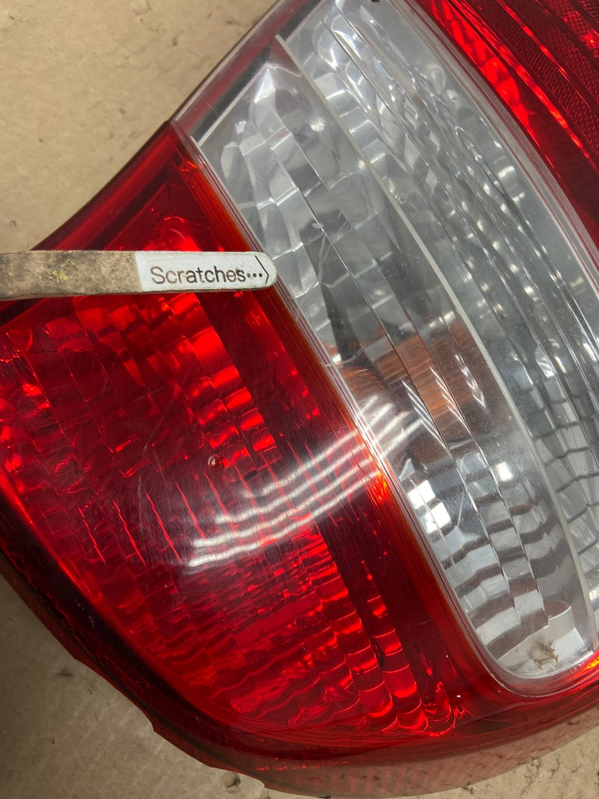 2002 2003 2004 Toyota Camry Left Driver LH Side Tail Light AF2954 LK3