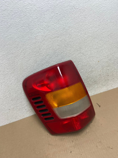 1999 - 2004 Jeep Grand Cherokee WJ Left Driver Lh Tail Light DEPO AG6664 LK2