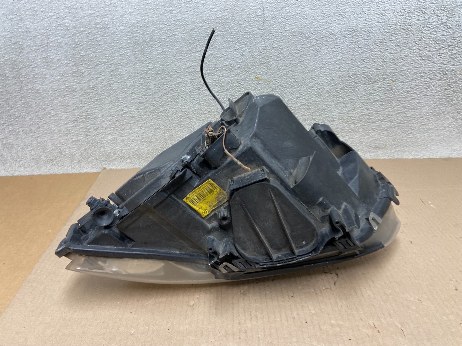 2007-2010 BMW 3-Series Coupe 335i Right Passenger Headlight Xenon HID AD1102 DW6