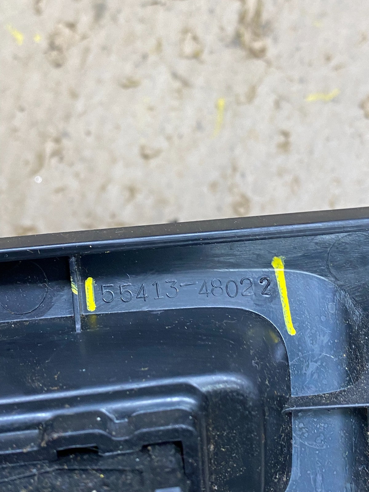 1999 to 2003 Lexus RX300 dash Console Center Shifter Floor Bezel OEM u5282 DG5
