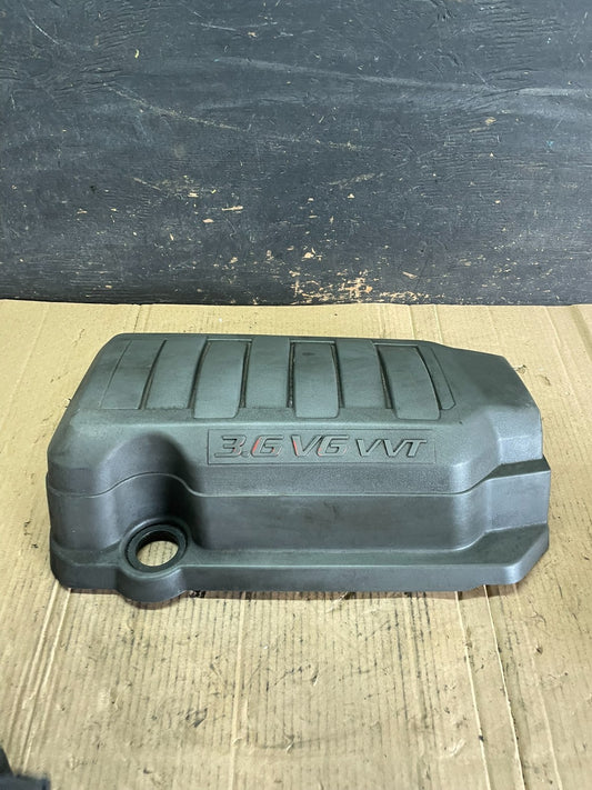 2007 to 2008 GMC Acadia 3.6L VVT Engine Cover Shield S6057 DG0