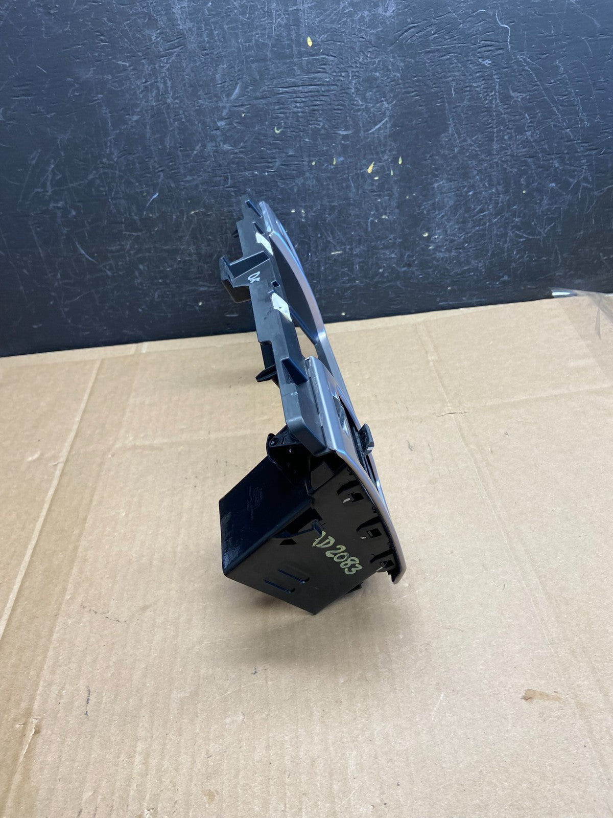 2010 - 2012 Lincoln MKZ Center Dash Gps Radio Bezel Panel Air Vent ad2082 DG1
