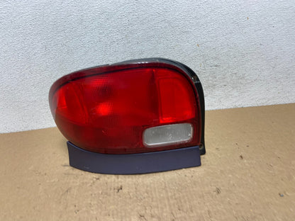 1995 to 2001 Geo Metro Left Driver Right Side Tail Light AF8108 DG0